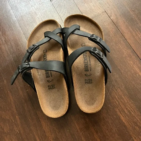 Birkenstock | Shoes | Birkenstock Black Sandals Classic  display picture 3